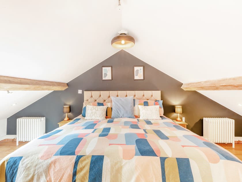 Double bedroom | Tank Barn, Leighton, near Welshpool