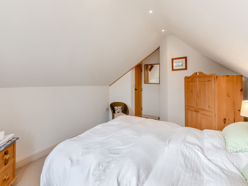 Double bedroom | Bumble Cottage, Newton-on-the-Moor, near Alnwick