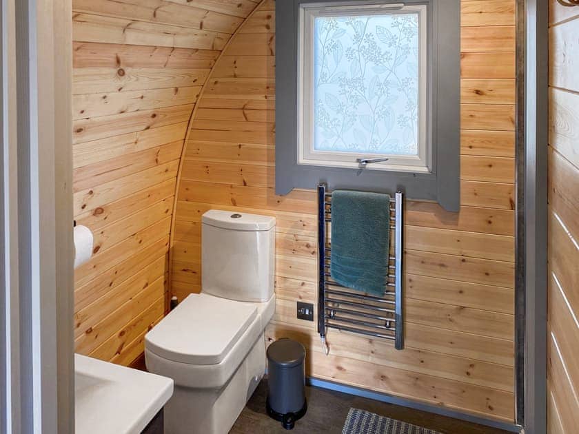 Bathroom | Bracken Pod - Cluaran Pods, Connel, near Oban