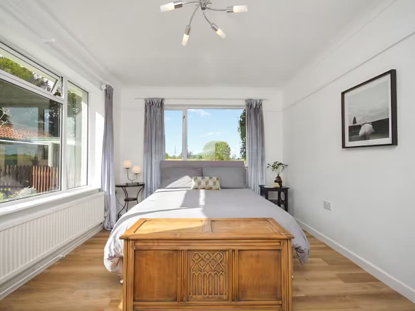Double bedroom | Larks Rise, Weston Longville