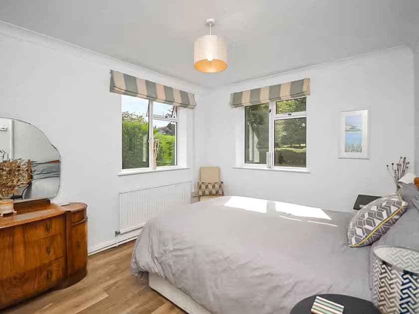 Double bedroom | Larks Rise, Weston Longville