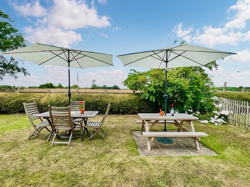 Outdoor | Larks Rise, Weston Longville