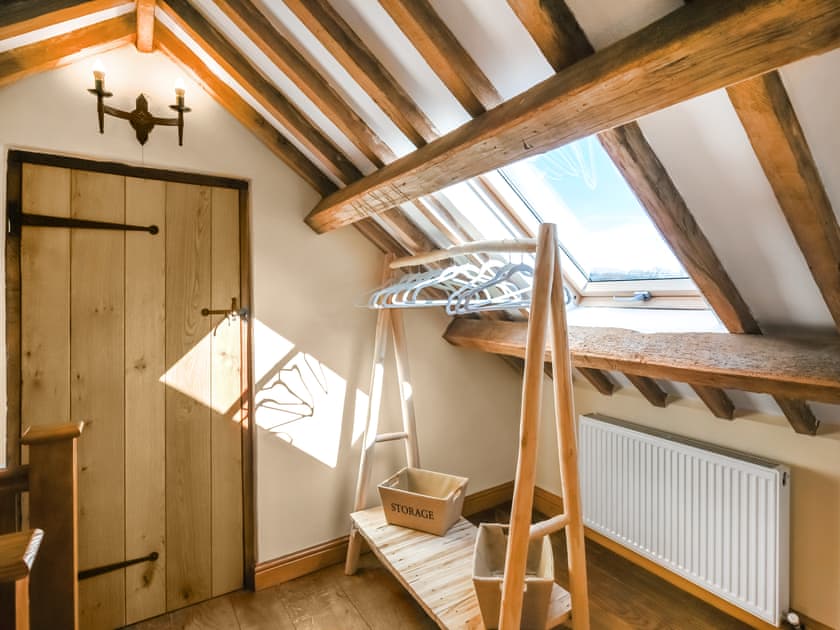 Shower room | Aberserw Cottage, Dolgellau and Coed y Brenin Forest Park