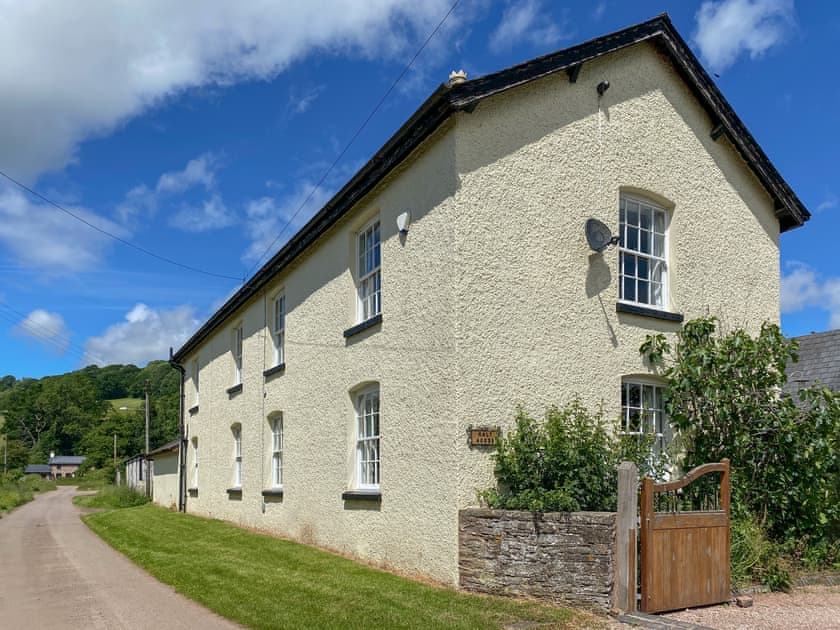 Malt House is situated on a quiet country lane | Malt House, Skenfrith, near Monmouth