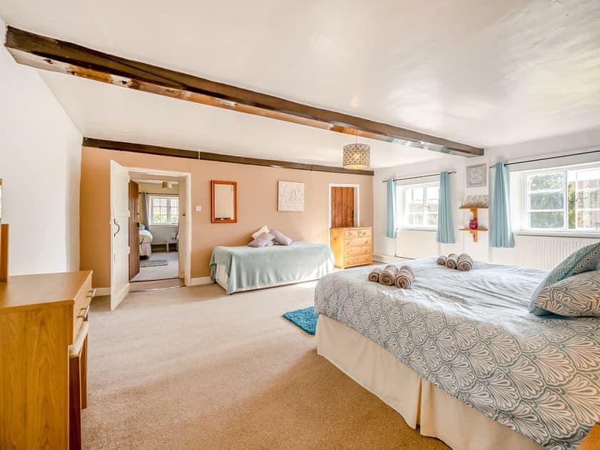 Bedroom 1: Superking bed with zip link bed | Middle Farm, East Harling, near Thetford