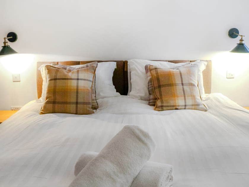 Double bedroom | The Shippon - Barn Escapes, Ilfracombe