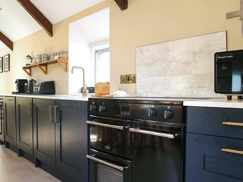Kitchen | The Byre - Barn Escapes, Ilfracombe