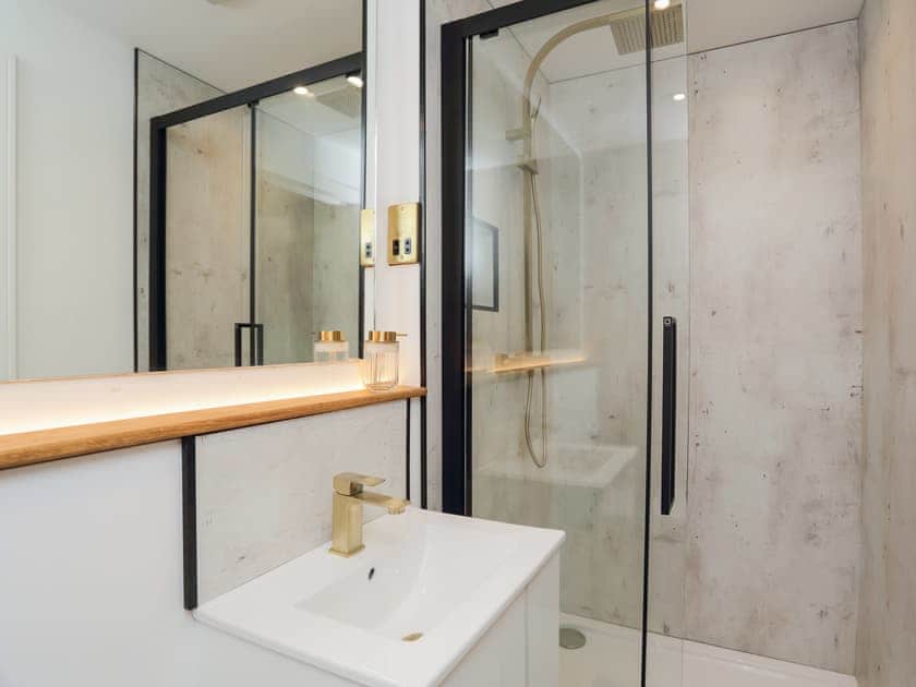 Bathroom | The Byre - Barn Escapes, Ilfracombe