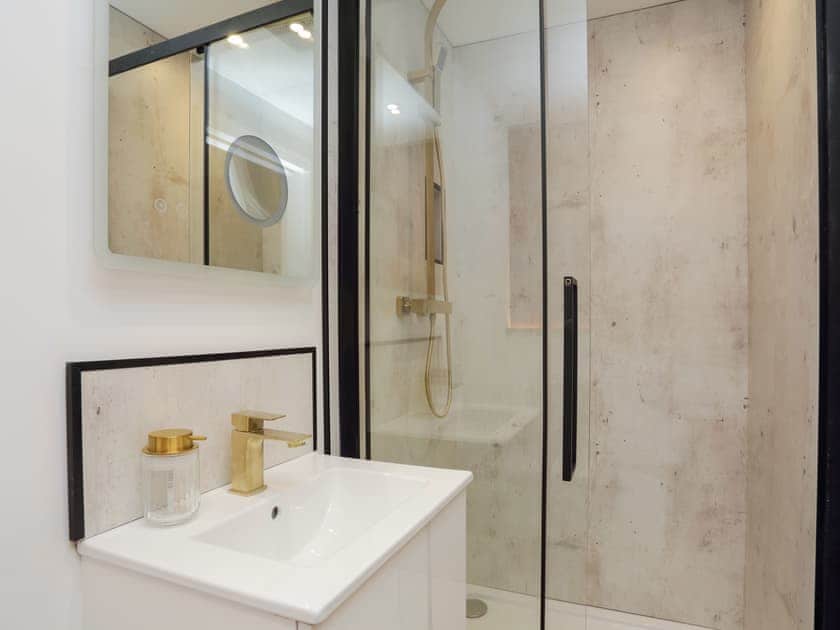 Bathroom | The Byre - Barn Escapes, Ilfracombe