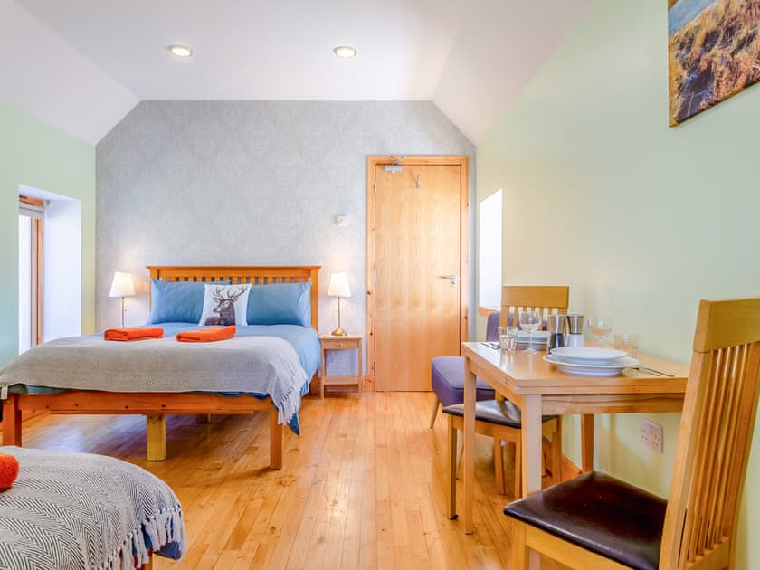 Bedroom | Quinag Studio Apartment - Inchnadamph Lodge Properties, Inchnadamph, near Lochinver