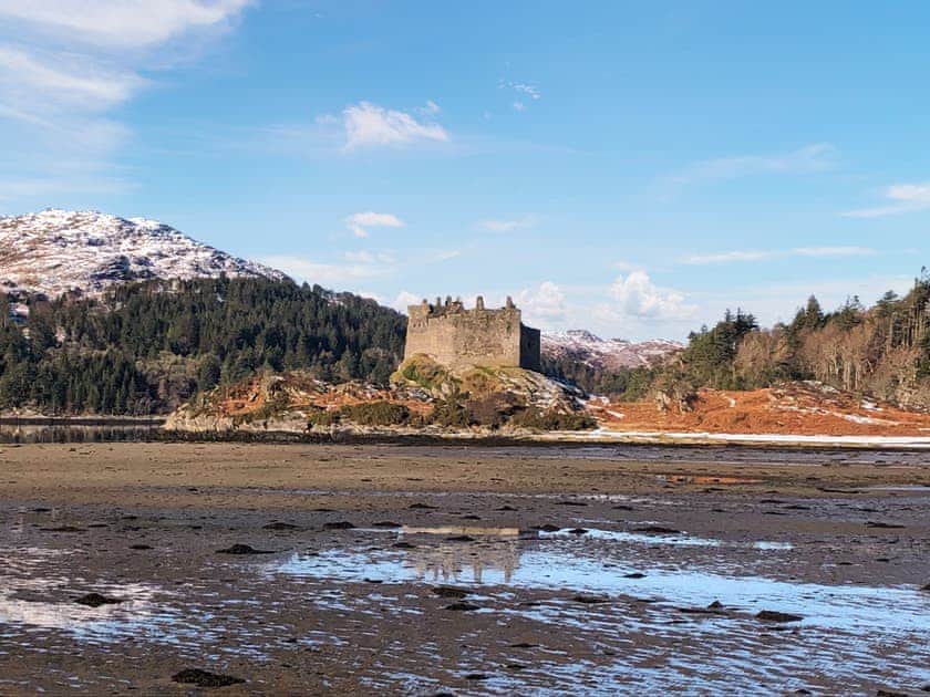 Surrounding area | St. Fergus, Acharacle, near Ardnamurchan