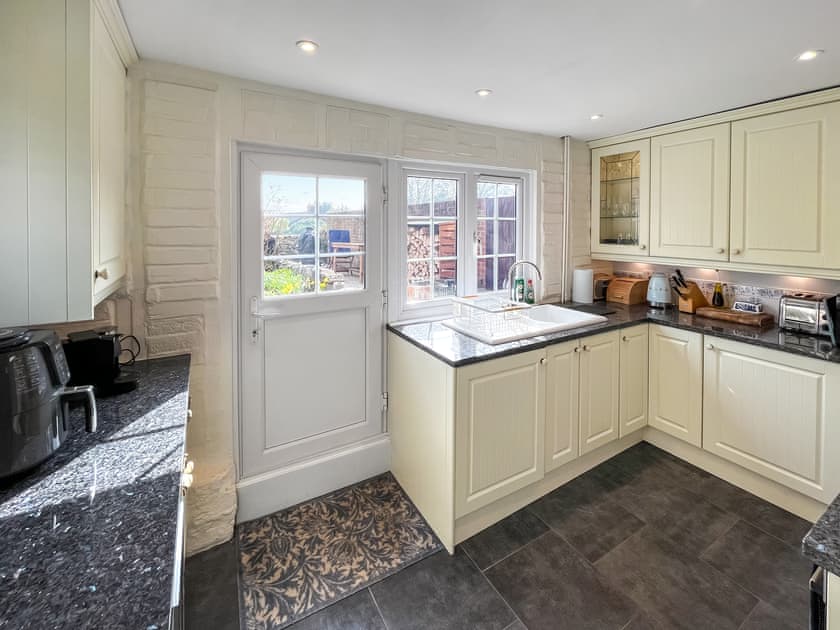 Kitchen | Green Trees, Hollingbourne