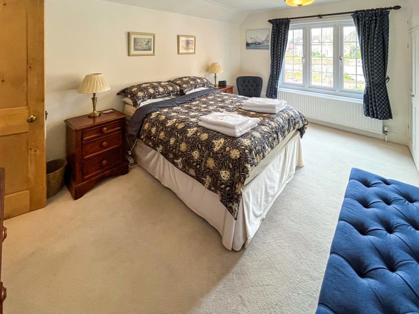 Double bedroom | Green Trees, Hollingbourne
