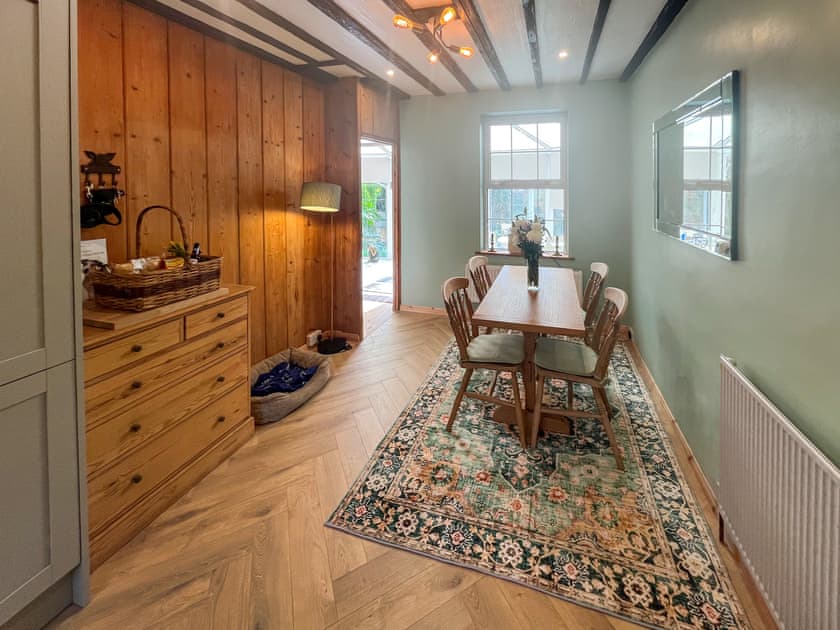 Dining Area | The Olde Cottage, Hythe