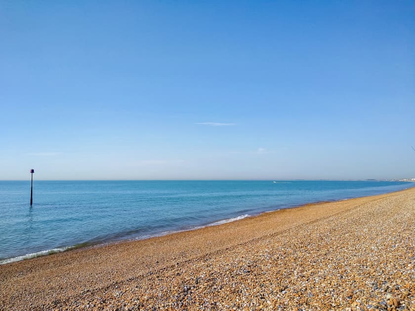 Surrounding area | The Olde Cottage, Hythe