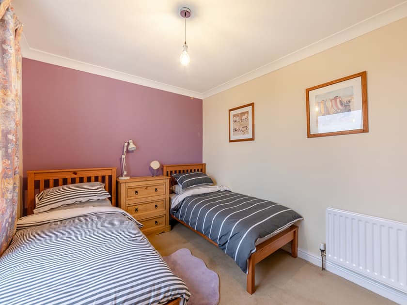 Twin bedroom | Adderstone Folly, Belford