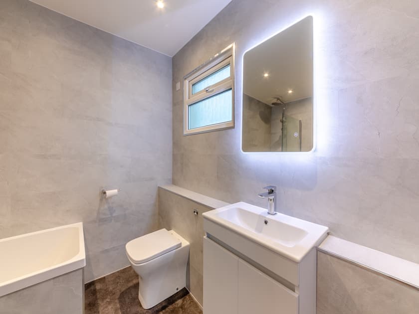 Bathroom | Adderstone Folly, Belford