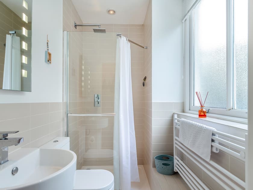 Bathroom | Gwendrock Diw, Looe