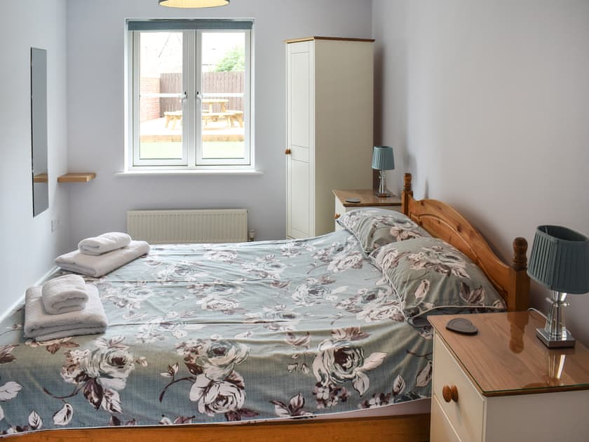 Double bedroom with en-suite | Captain’s House, Whitby