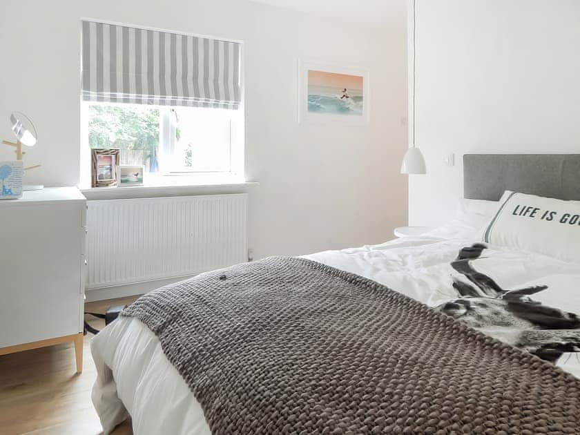 Double bedroom | Chlobo Cottage, Porth, near Newquay
