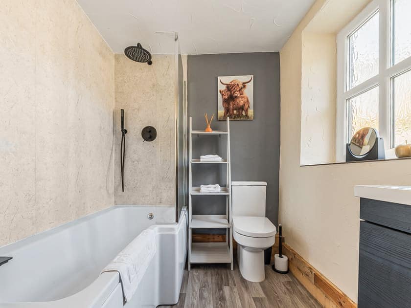Bathroom | Dorys Cottage, Dalton-in-Furness, near Ulverston and Lakeland Peninsula