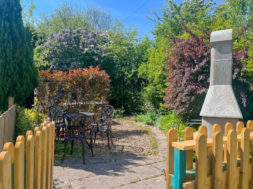 Outdoor | Dorys Cottage, Dalton-in-Furness, near Ulverston and Lakeland Peninsula