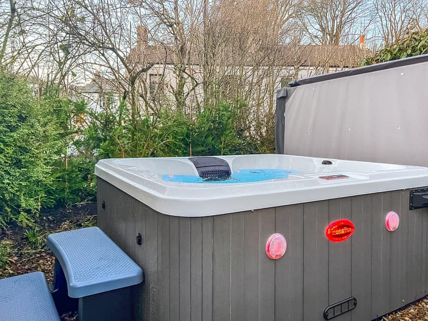 Hot tub | Dorys Cottage, Dalton-in-Furness, near Ulverston and Lakeland Peninsula