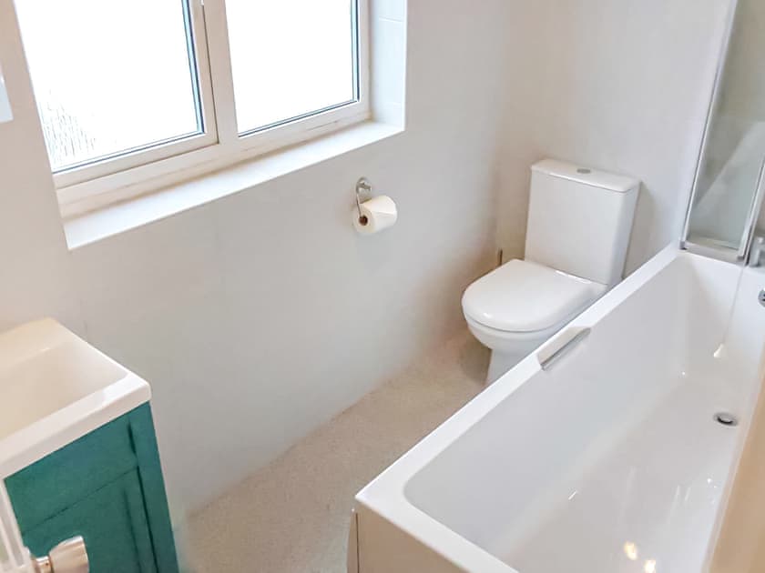 Bathroom | The Annex, Weymouth