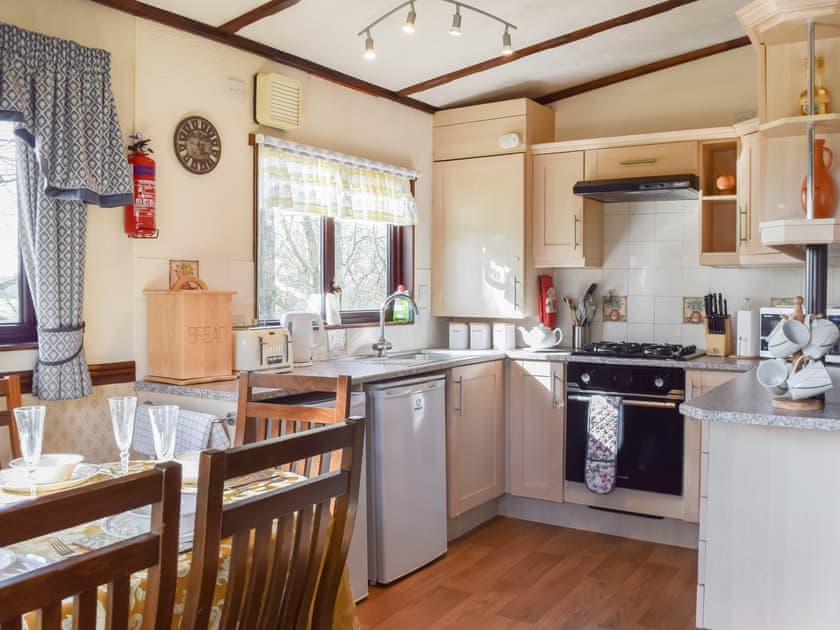 Open plan living space | Woodpecker Lodge - Swans Rest, Singleton, near Poulton-Le-Fylde
