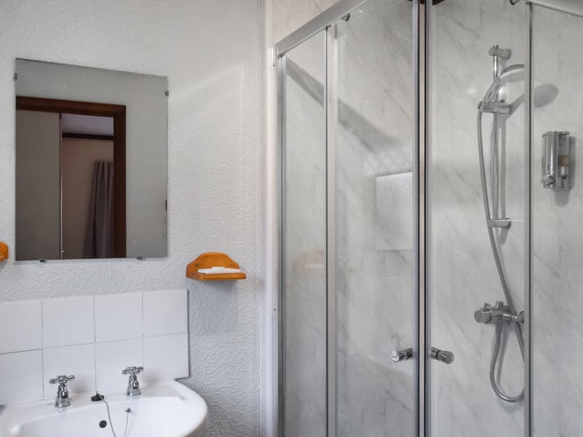 Bathroom | Woodpecker Lodge - Swans Rest, Singleton, near Poulton-Le-Fylde
