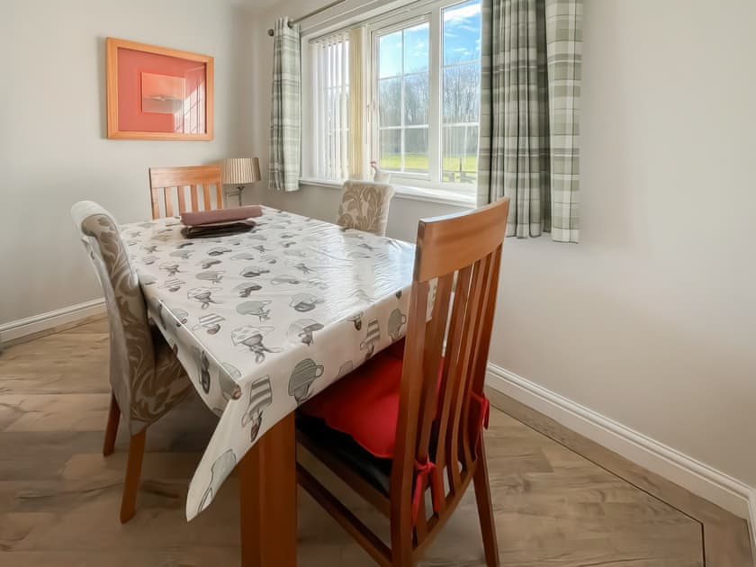 Dining Area | Bramble - The Country Cottages, Burgh le Marsh