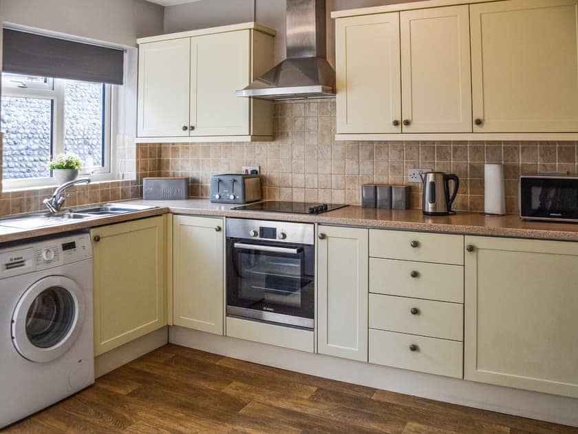 Kitchen | Sarah’s Seaside Bliss, Cromer