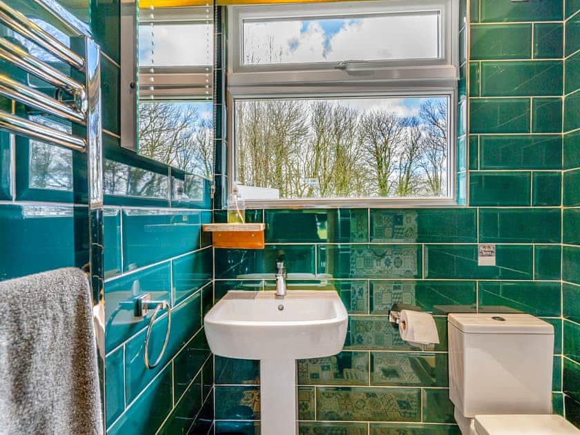 Bathroom | Ty Haf, Roch, near Haverfordwest