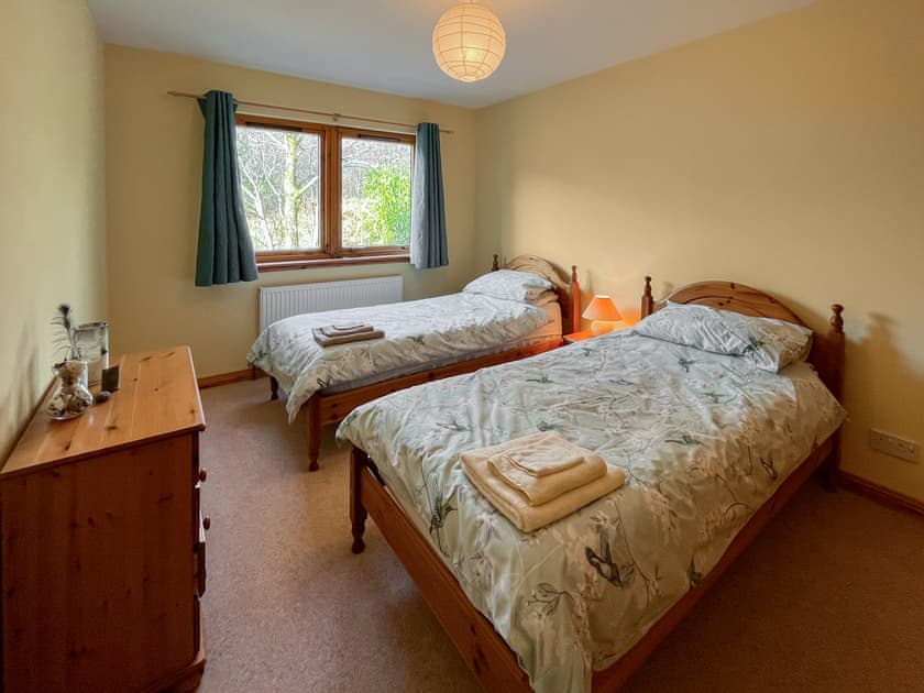 Twin bedroom | Nether Carness, North Ballachulish