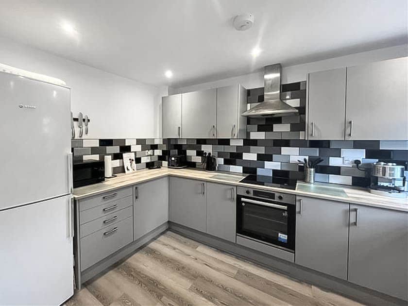 Kitchen | Woodland View, St Leonards On Sea, near Hastings