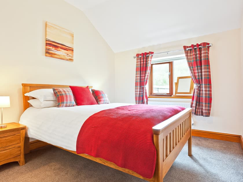 Double bedroom | Hollins Cottage, Farn Arnside, near Carnforth 