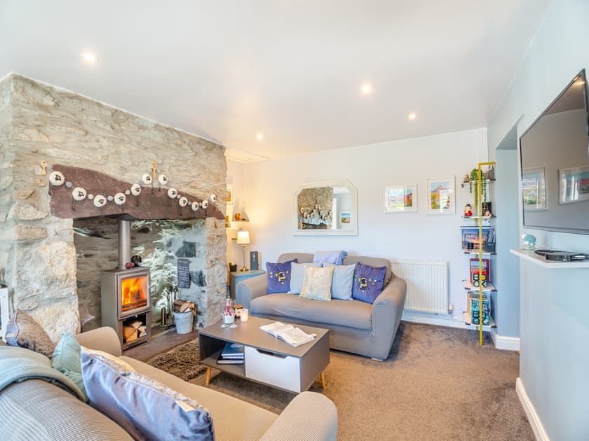 Living room | Hyfrydle Cottage, Talysarn