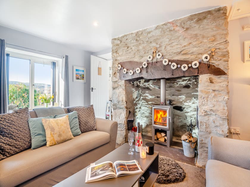 Living room | Hyfrydle Cottage, Talysarn