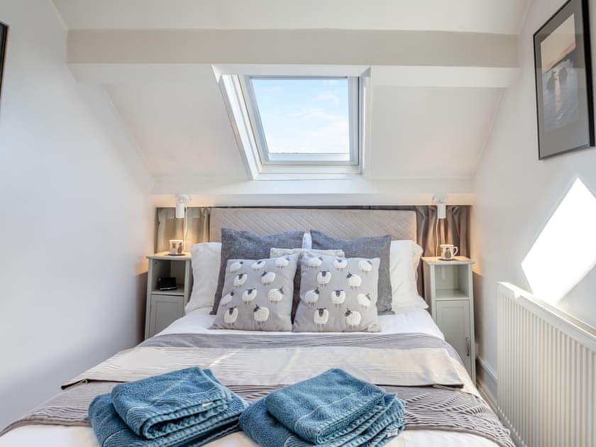 Double bedroom | Hyfrydle Cottage, Talysarn