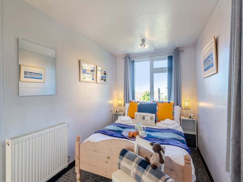 Double bedroom | Hyfrydle Cottage, Talysarn