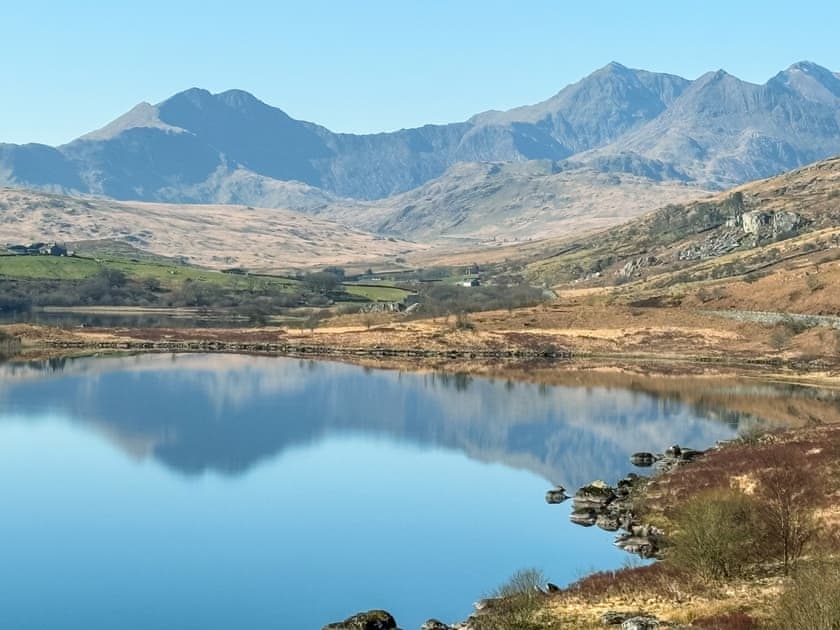 Surrounding area | Hyfrydle Cottage, Talysarn
