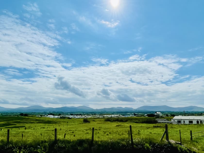 Surrounding area | Hyfrydle Cottage, Talysarn