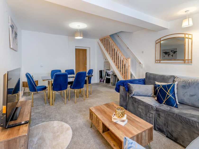 Living room/dining room | Heaven’s Cottage, Rhondda Valley