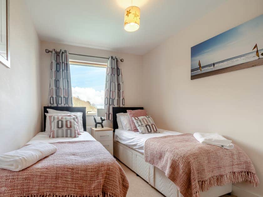 Twin bedroom | Seagull Apartment, Scarborough