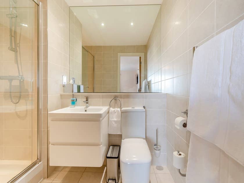 Bathroom | Seagull Apartment, Scarborough