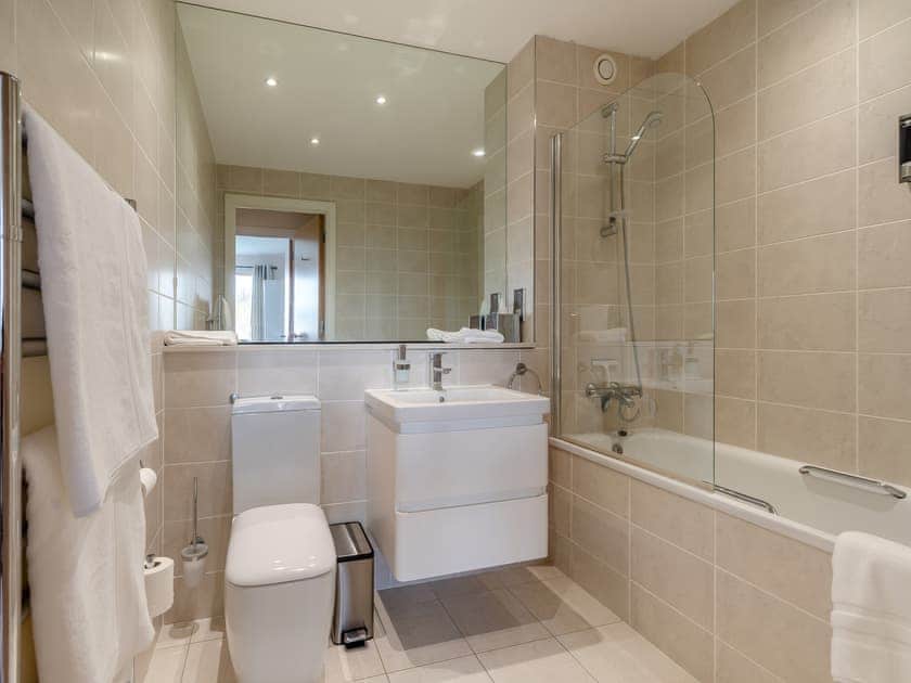 Bathroom | Seagull Apartment, Scarborough