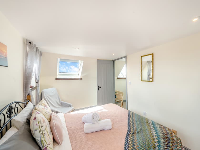 Double bedroom | The Dairy - Norfolk Coastal Cottages, Heacham, near Hunstanton