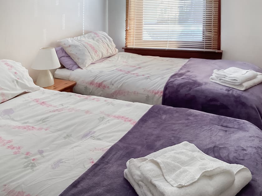 Twin bedroom | Cosy Cottage by the Sea, Cromarty