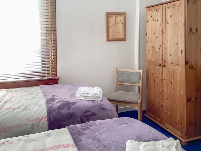 Twin bedroom | Cosy Cottage by the Sea, Cromarty