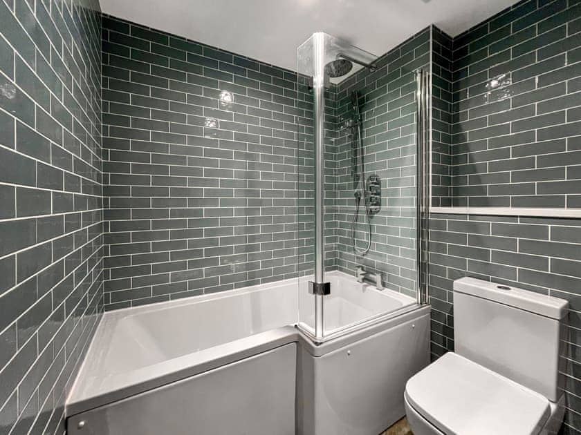 Bathroom | Walnut Cottage Barn, Clevedon
